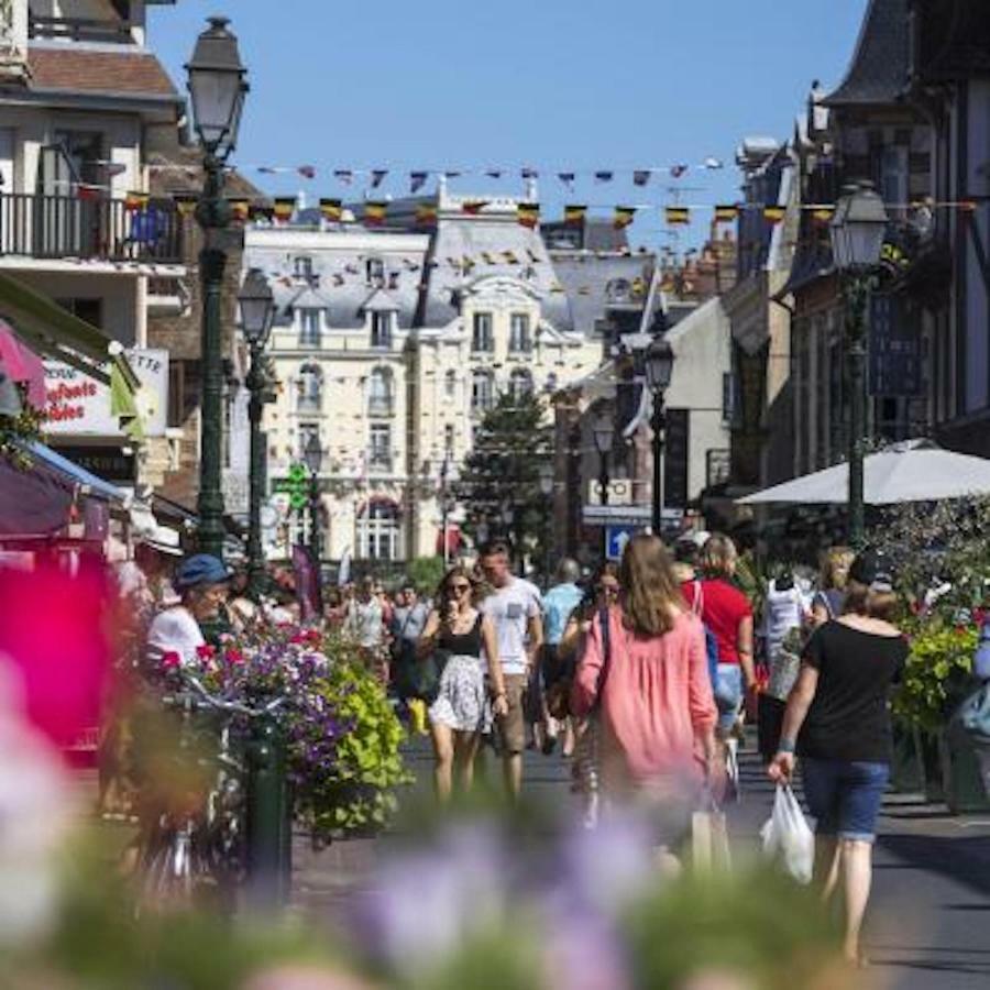 Appartement Bien-Etre 2 Chambres Au Coeur De Cabourg - Eksteriør bilde
